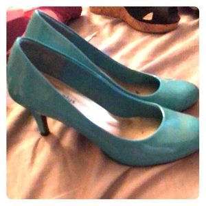 Teal Heels